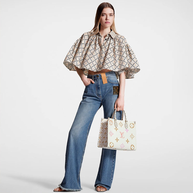 LV ONTHEGO ミディアム ハンドバッグRef: M22975