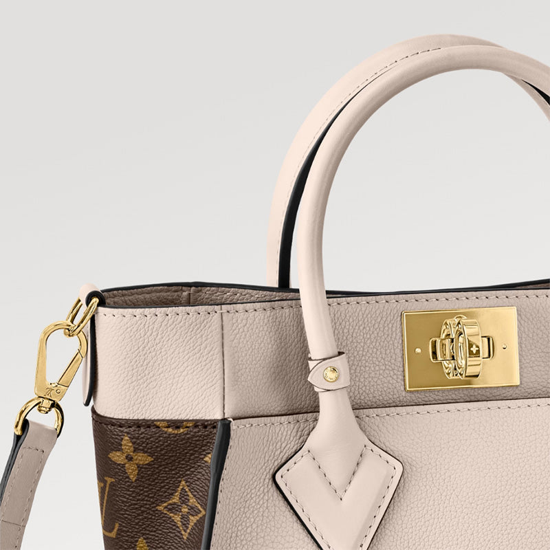 LV オンマイサイド PMRef: M57729