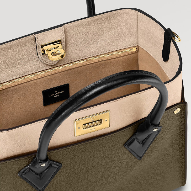 LV オンマイサイド MMRef: M55302