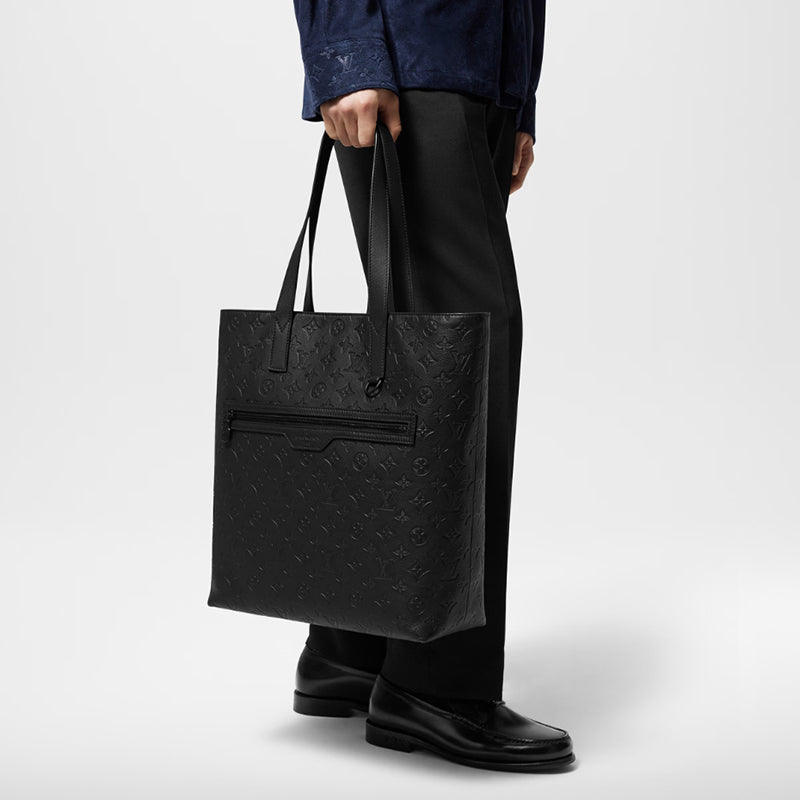 LV  エクスキュルシオン  Ref:M24777